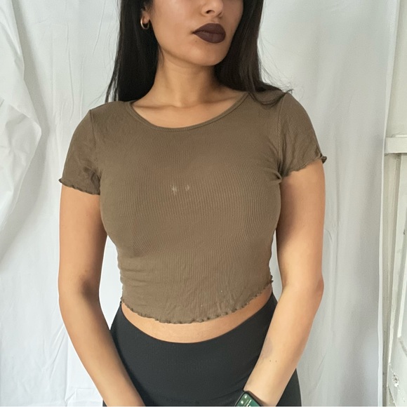 Brown Ribbed Crop Top - Picture 2 of 4